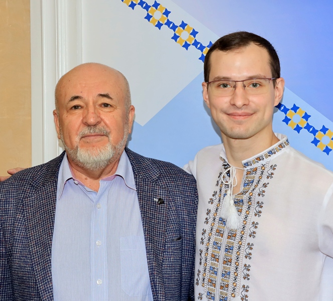 Науковий керівник Терещук Г. В. та доктор філософії Барладин В. І.